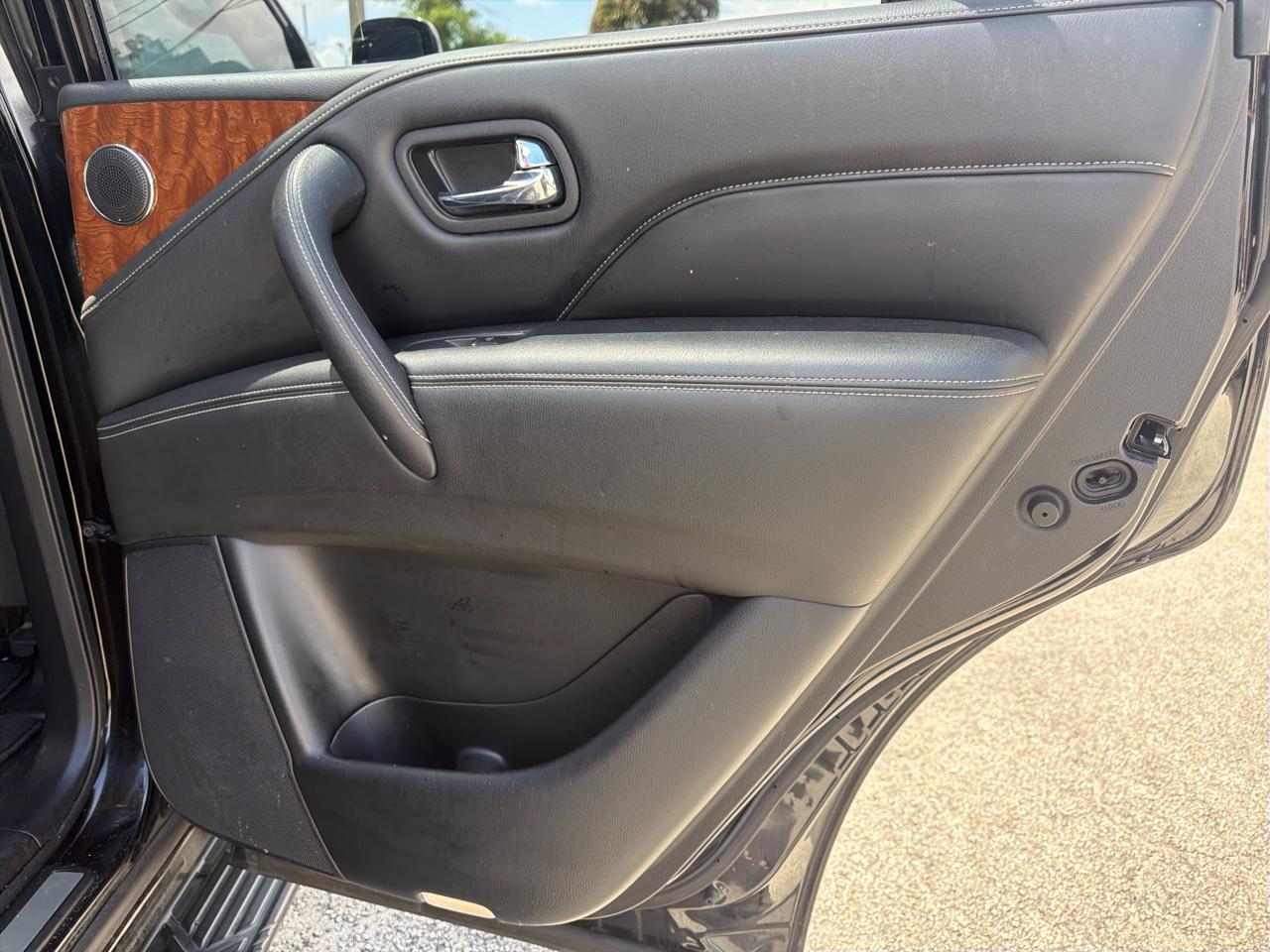 Infiniti Qx80 Luxe - Thumbnail 13