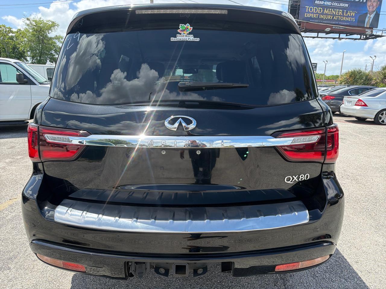 Infiniti Qx80 Luxe - Thumbnail 5