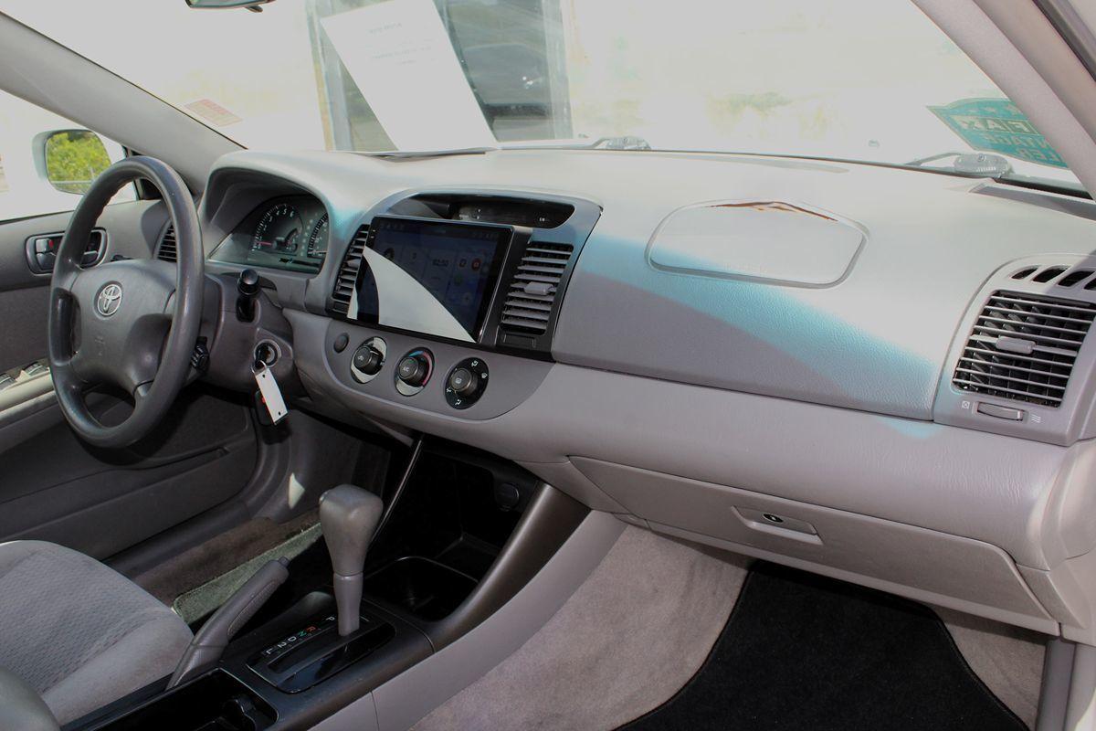 Toyota Camry Le Only $ Down** $85/Wk - Thumbnail 19