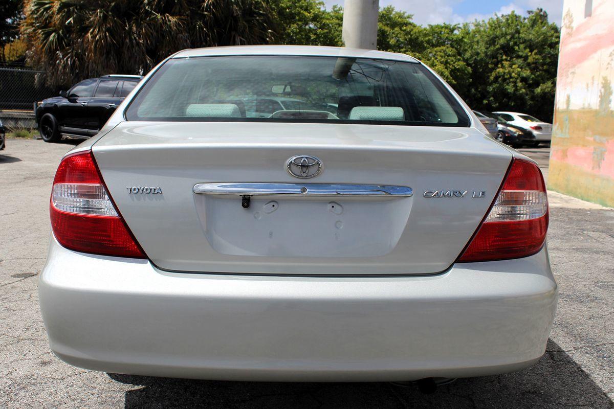 Toyota Camry Le Only $ Down** $85/Wk - Thumbnail 9