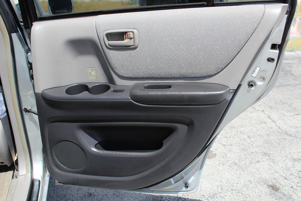 Toyota Highlander Only $3999 Down** $100Wk - Thumbnail 17