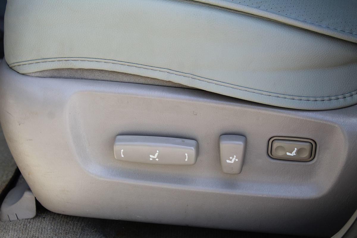 Toyota Highlander Only $3999 Down** $100Wk - Thumbnail 14