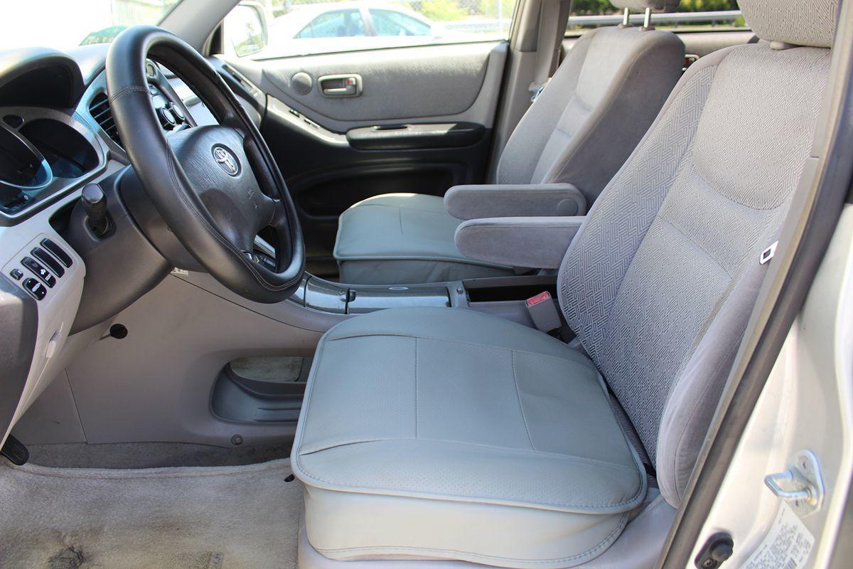 Toyota Highlander Only $3999 Down** $100Wk - Thumbnail 13