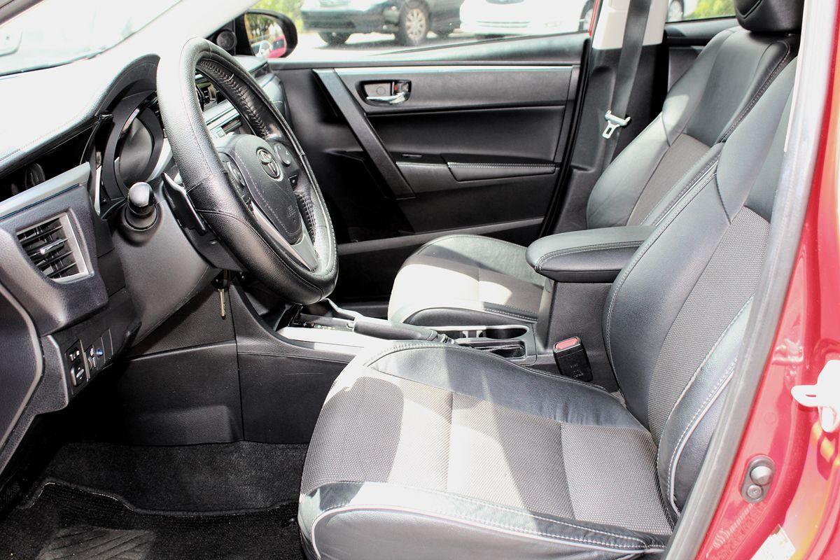 Toyota Corolla S Only $4999 Down** $100/Wk - Thumbnail 14