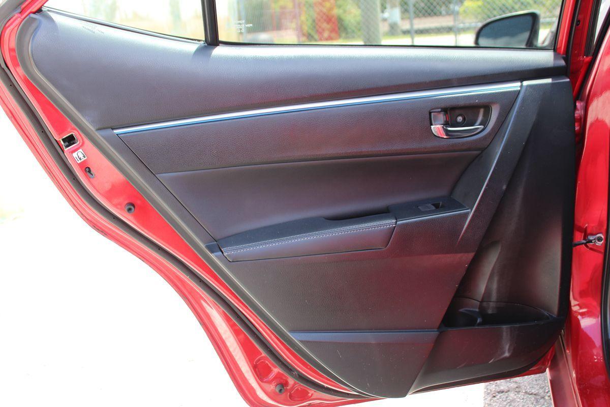 Toyota Corolla S Only $4999 Down** $100/Wk - Thumbnail 15