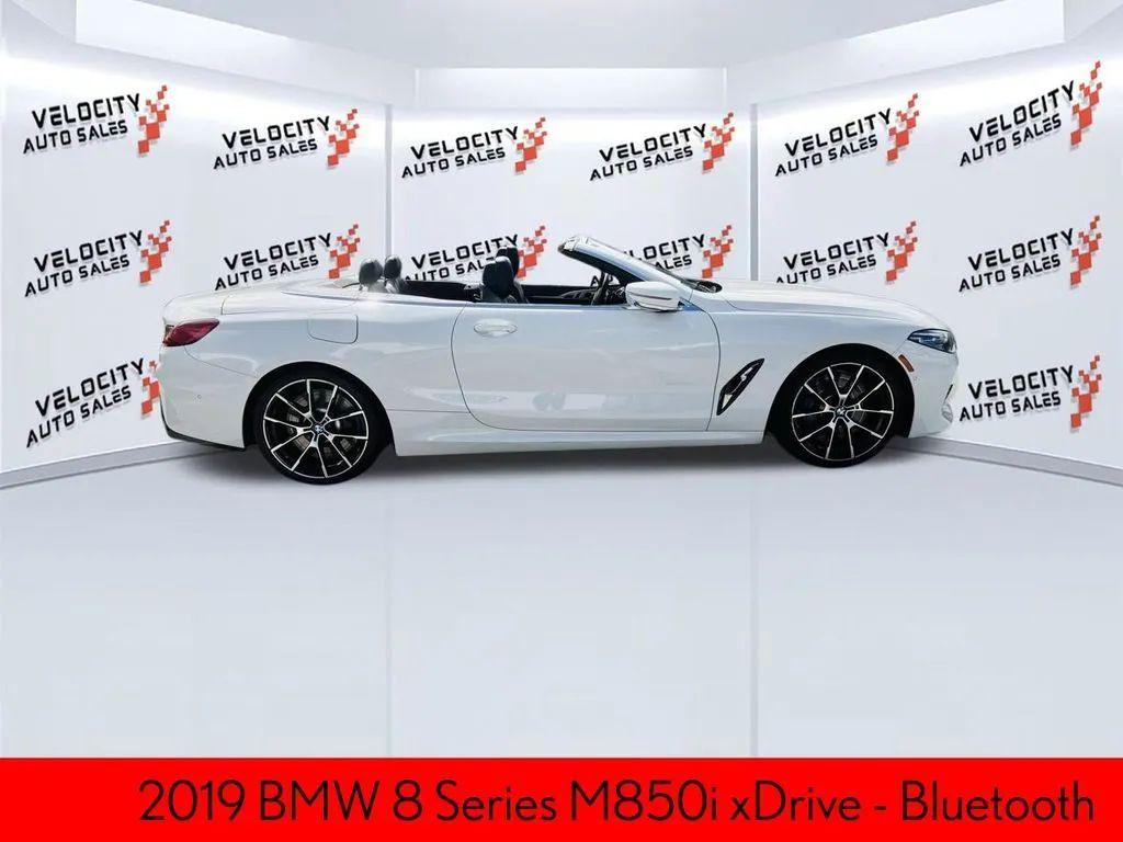 Bmw 8 Series - Thumbnail 4