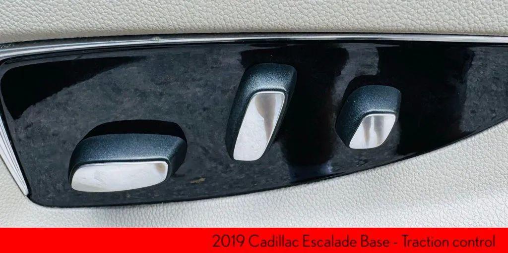 Cadillac Escalade - Thumbnail 12