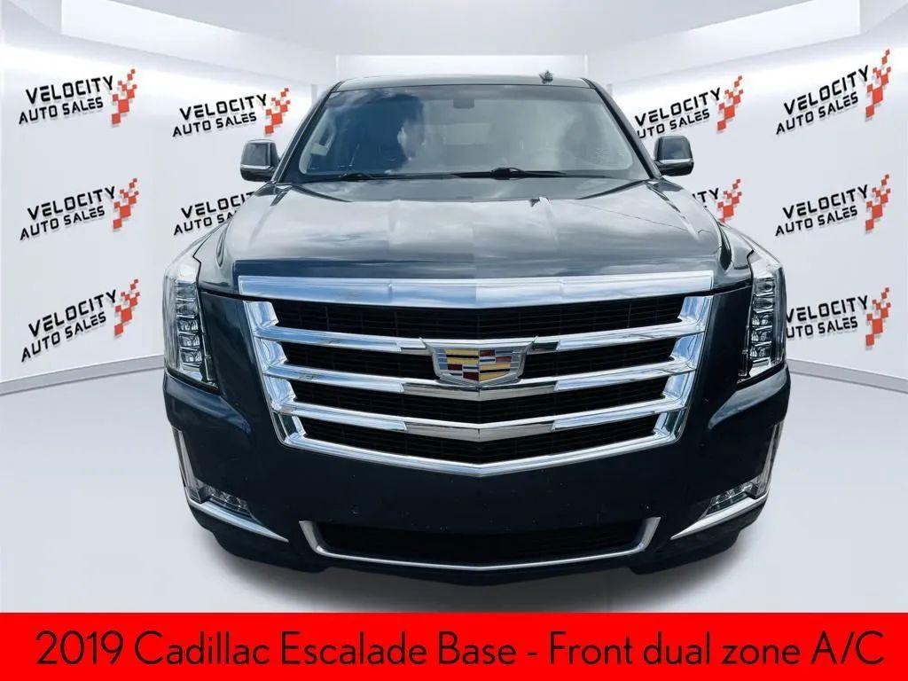 Cadillac Escalade - Thumbnail 10