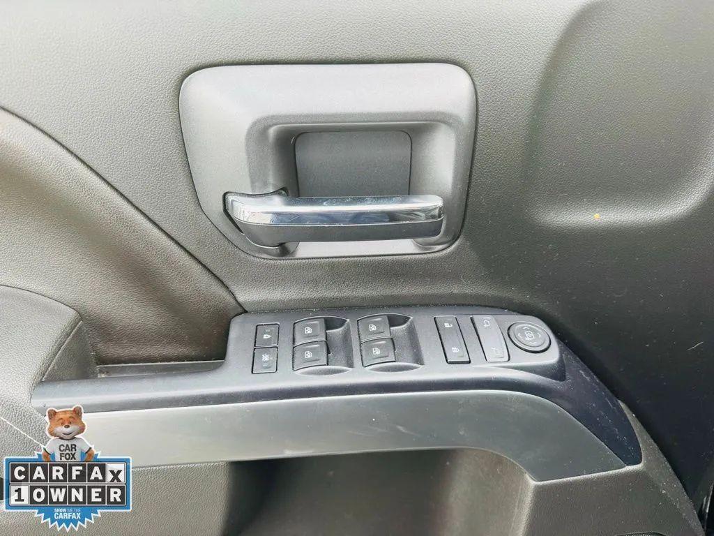 Chevrolet Silverado 1500 Crew Cab - Thumbnail 11