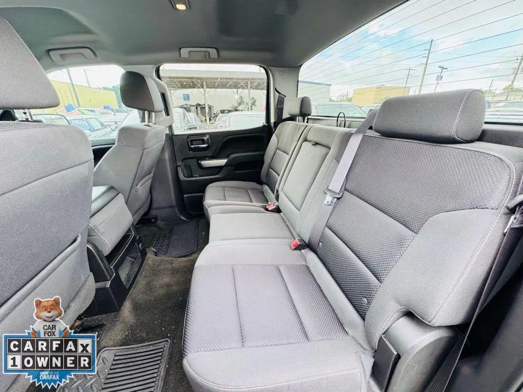 Chevrolet Silverado 1500 Crew Cab - Thumbnail 15