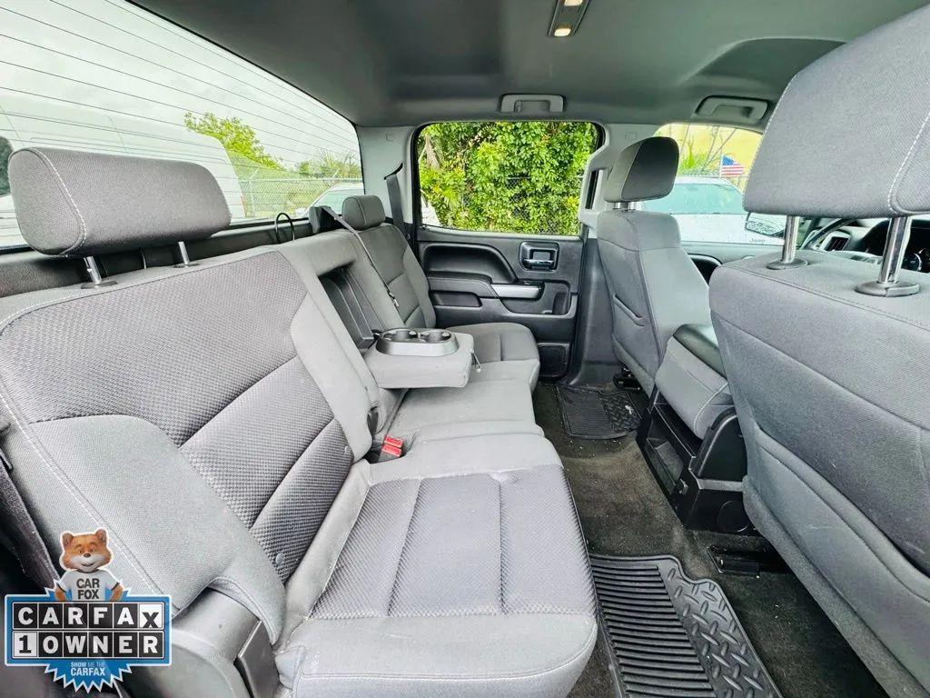 Chevrolet Silverado 1500 Crew Cab - Thumbnail 16