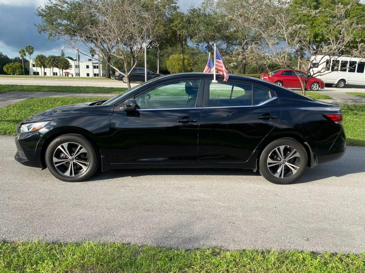 Nissan Sentra Sv - Thumbnail 9