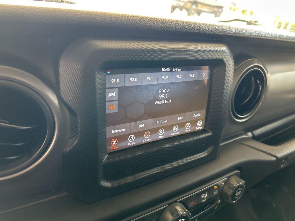 Jeep Gladiator Sport - Thumbnail 7