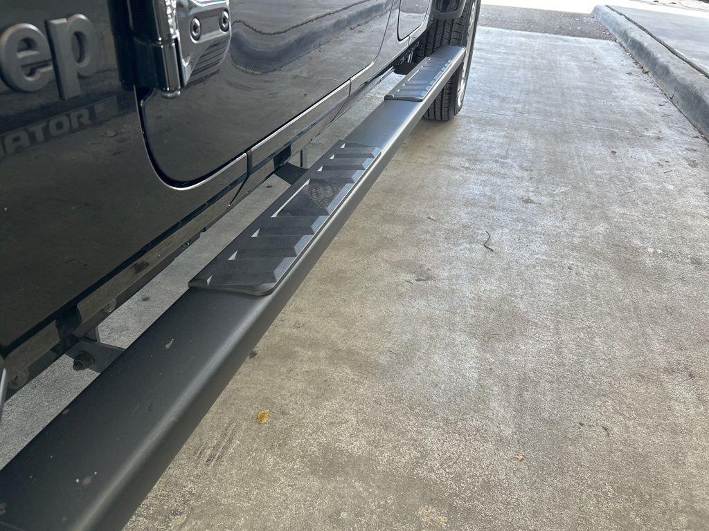 Jeep Gladiator Sport - Thumbnail 16