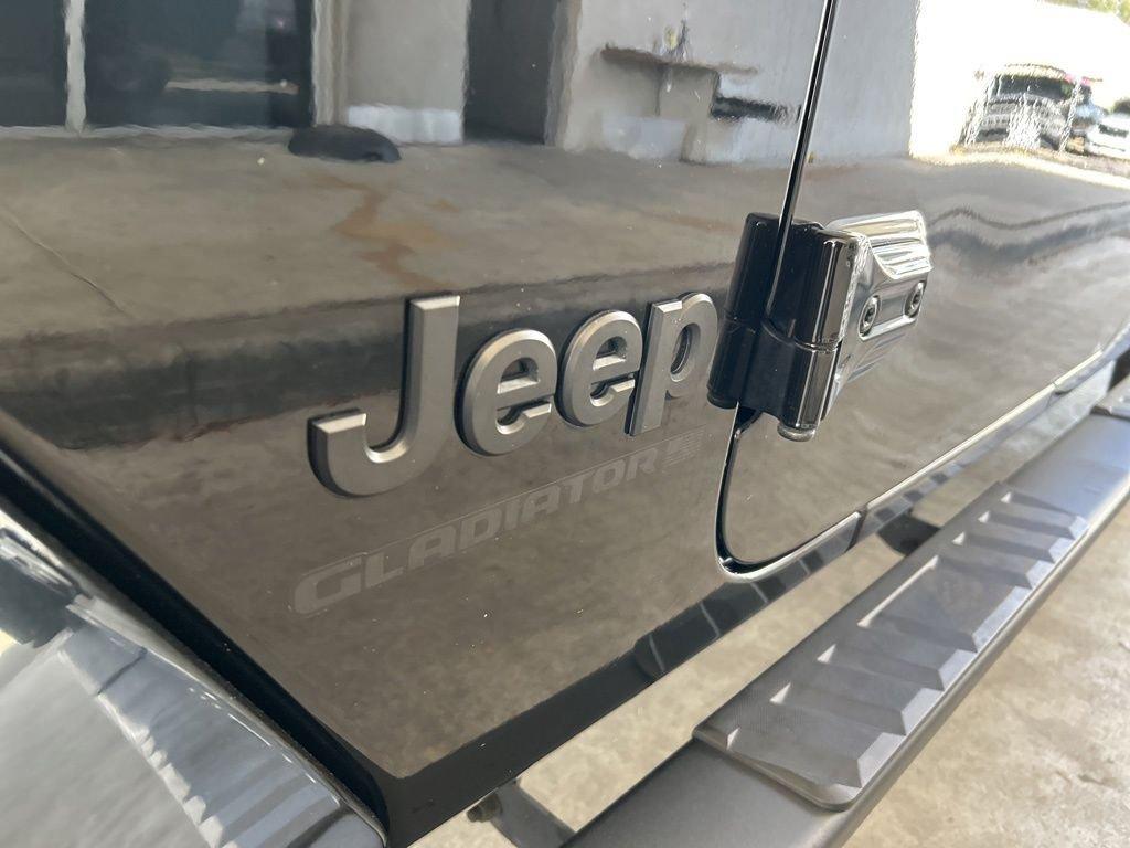 Jeep Gladiator Sport - Thumbnail 15