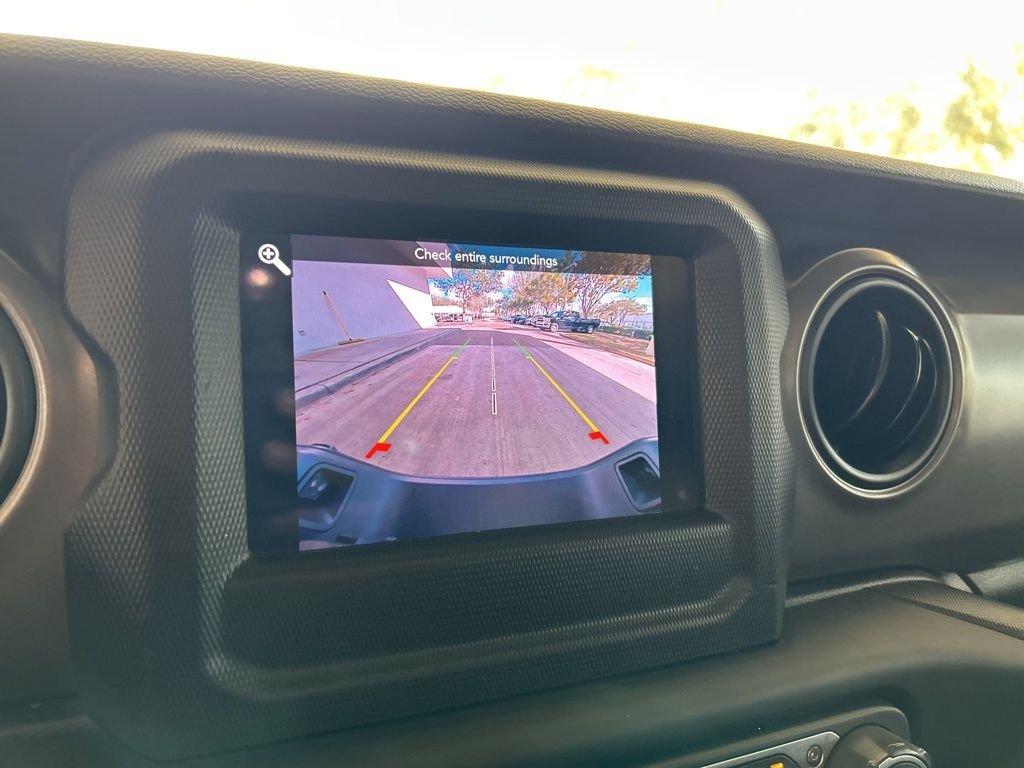 Jeep Gladiator Sport - Thumbnail 10