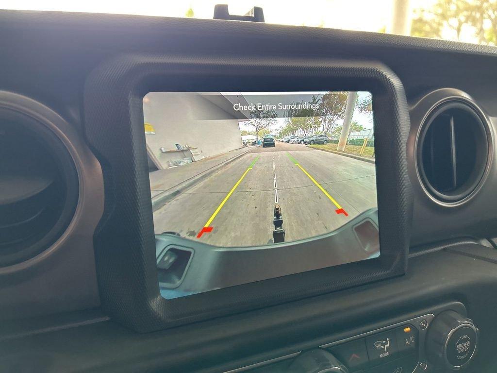 Jeep Gladiator Willys - Thumbnail 10