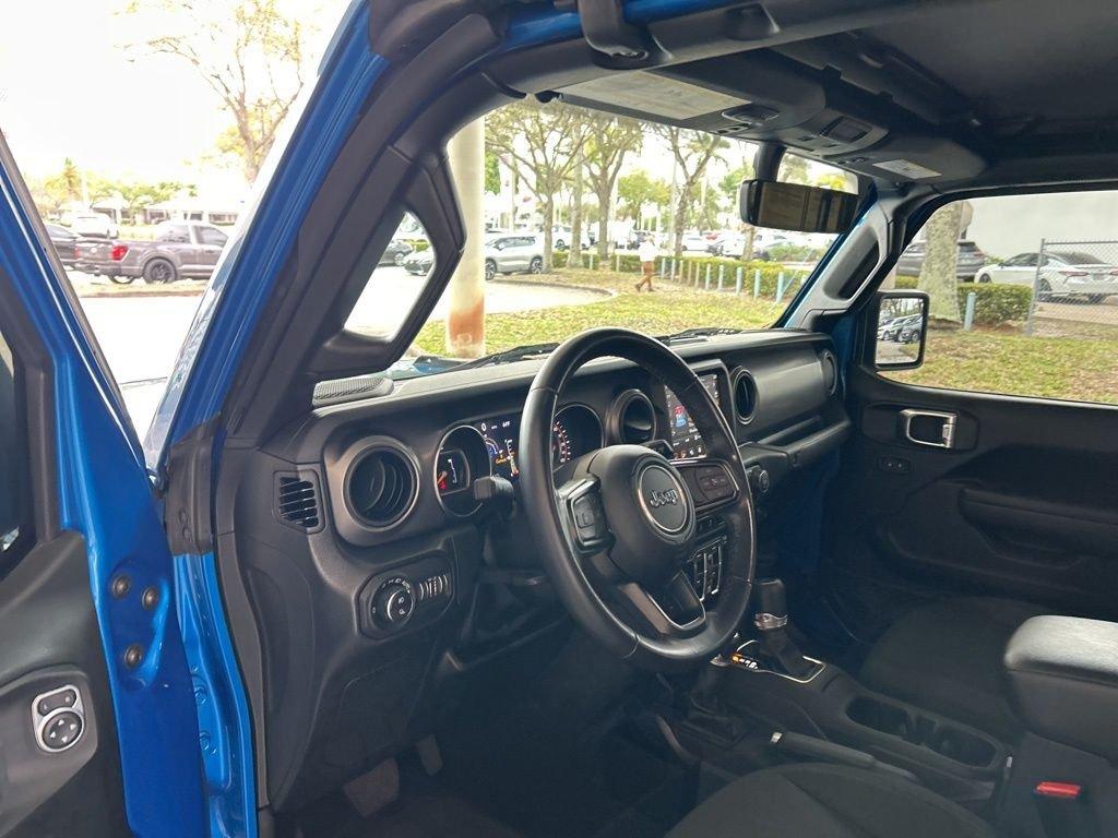 Jeep Gladiator Willys - Thumbnail 6