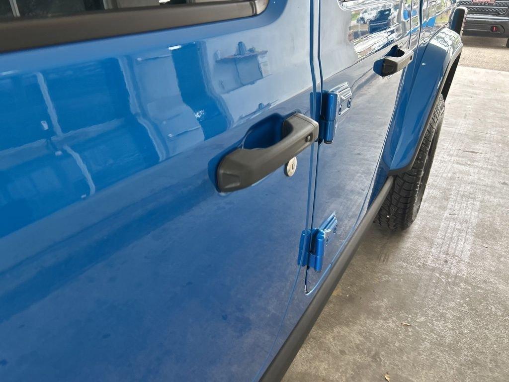 Jeep Gladiator Willys - Thumbnail 18