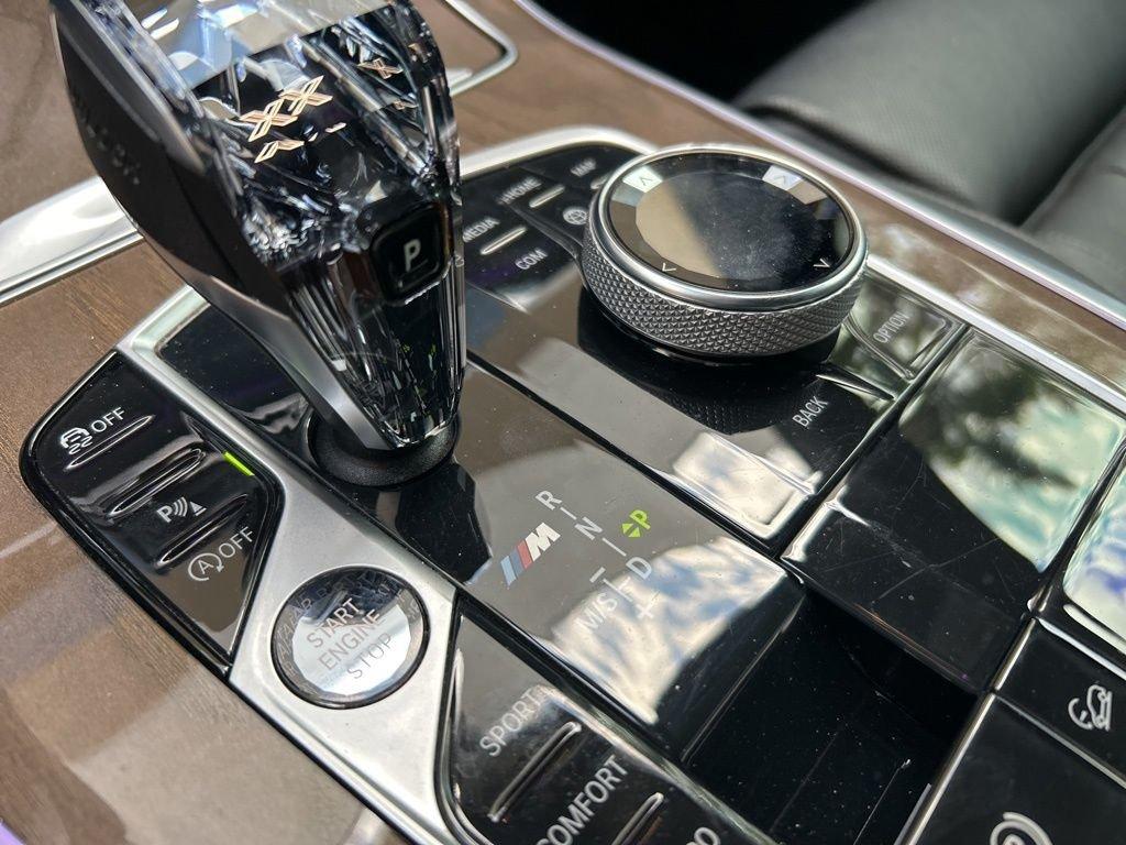 Bmw X5 M50I - Thumbnail 8