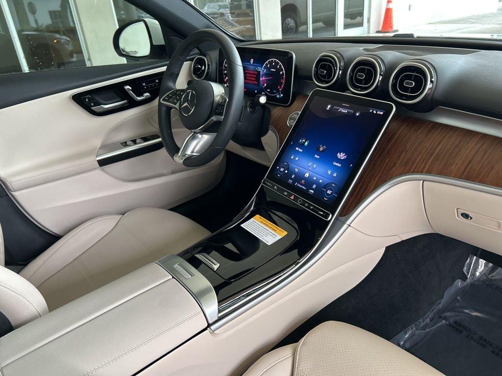 Mercedes-Benz C 300 - Thumbnail 19