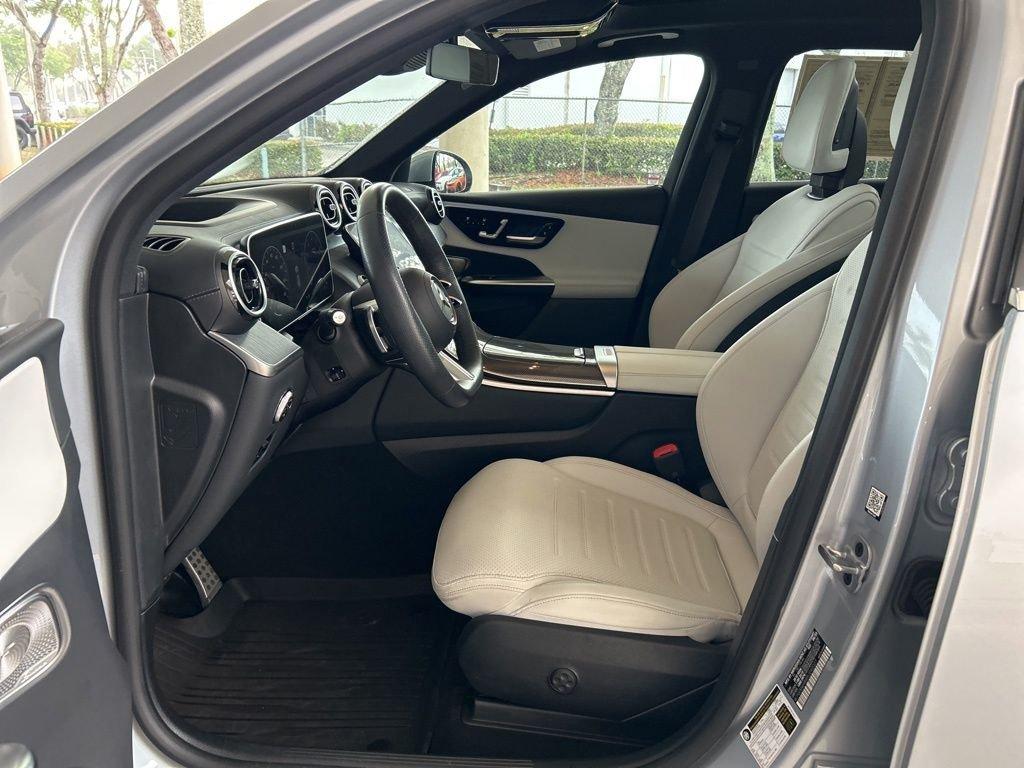 Mercedes-Benz Glc 300 - Thumbnail 5