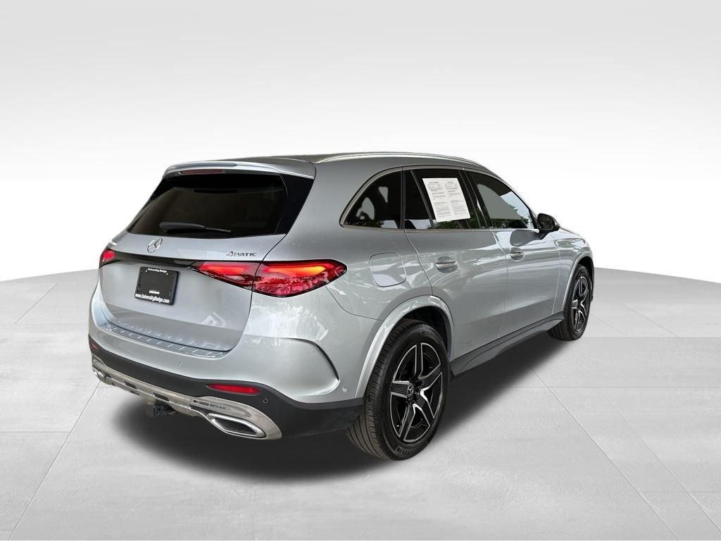 Mercedes-Benz Glc 300 - Thumbnail 3
