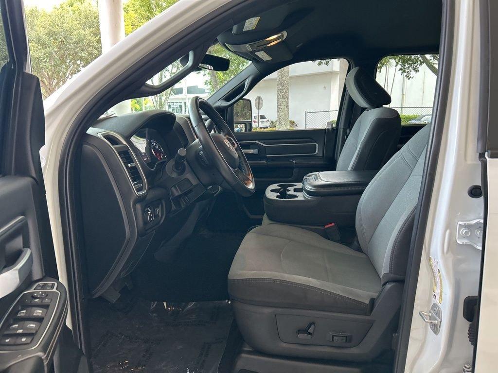 Ram 2500 Big Horn - Thumbnail 5