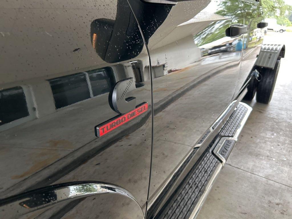 Ram 3500 Tradesman - Thumbnail 15