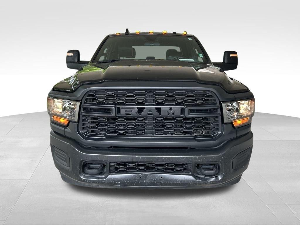 Ram 3500 Tradesman - Thumbnail 12