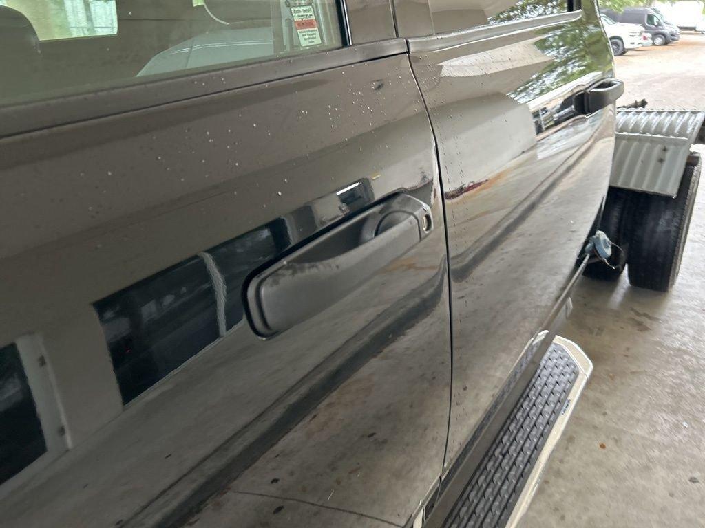 Ram 3500 Tradesman - Thumbnail 17