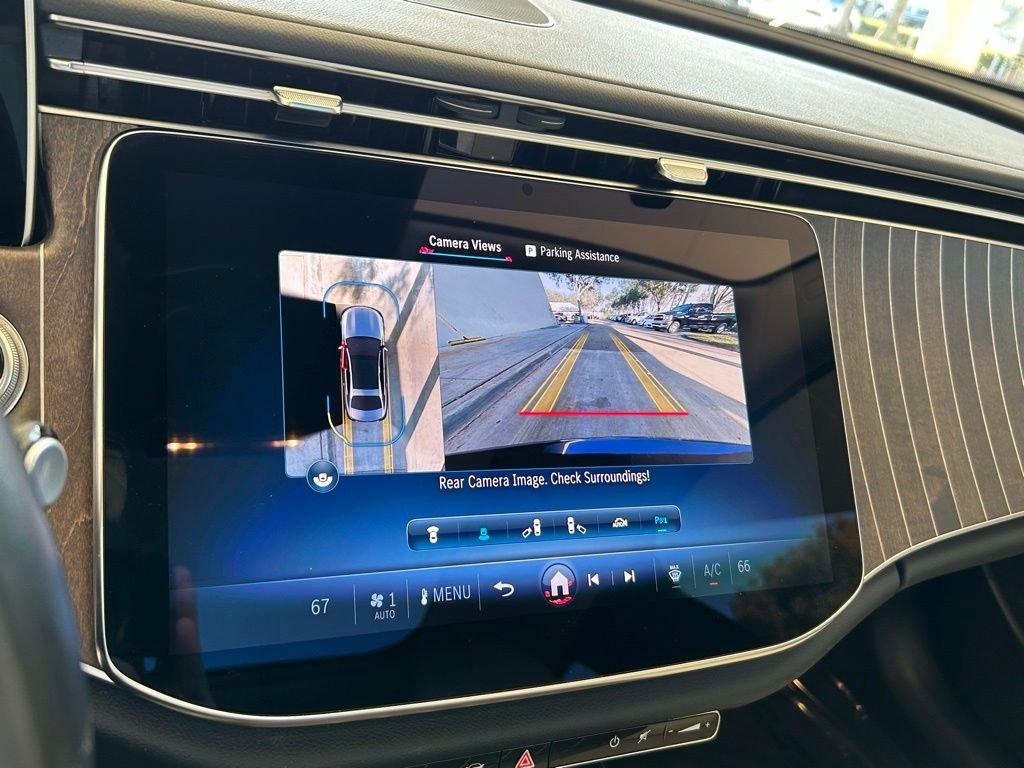 Mercedes-Benz E 350 - Thumbnail 20