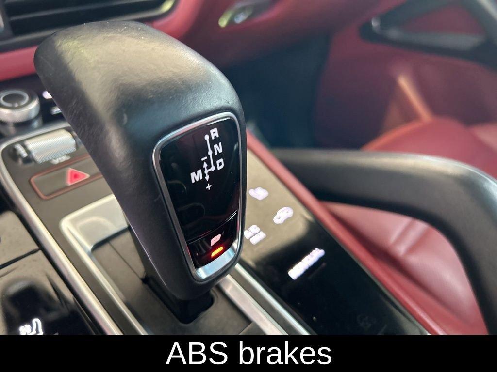 Porsche Cayenne Base - Thumbnail 8