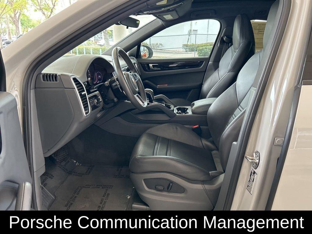 Porsche Cayenne Coupe Base - Thumbnail 5