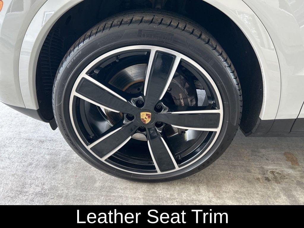 Porsche Cayenne Coupe Base - Thumbnail 14