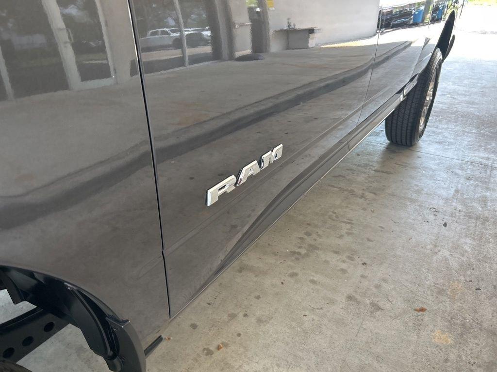 Ram 2500 Big Horn - Thumbnail 13