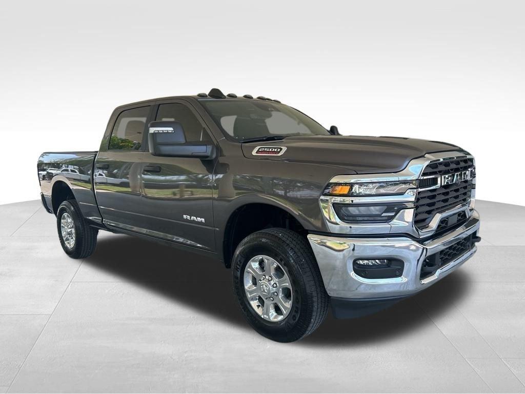 Ram 2500 Big Horn - Thumbnail 2