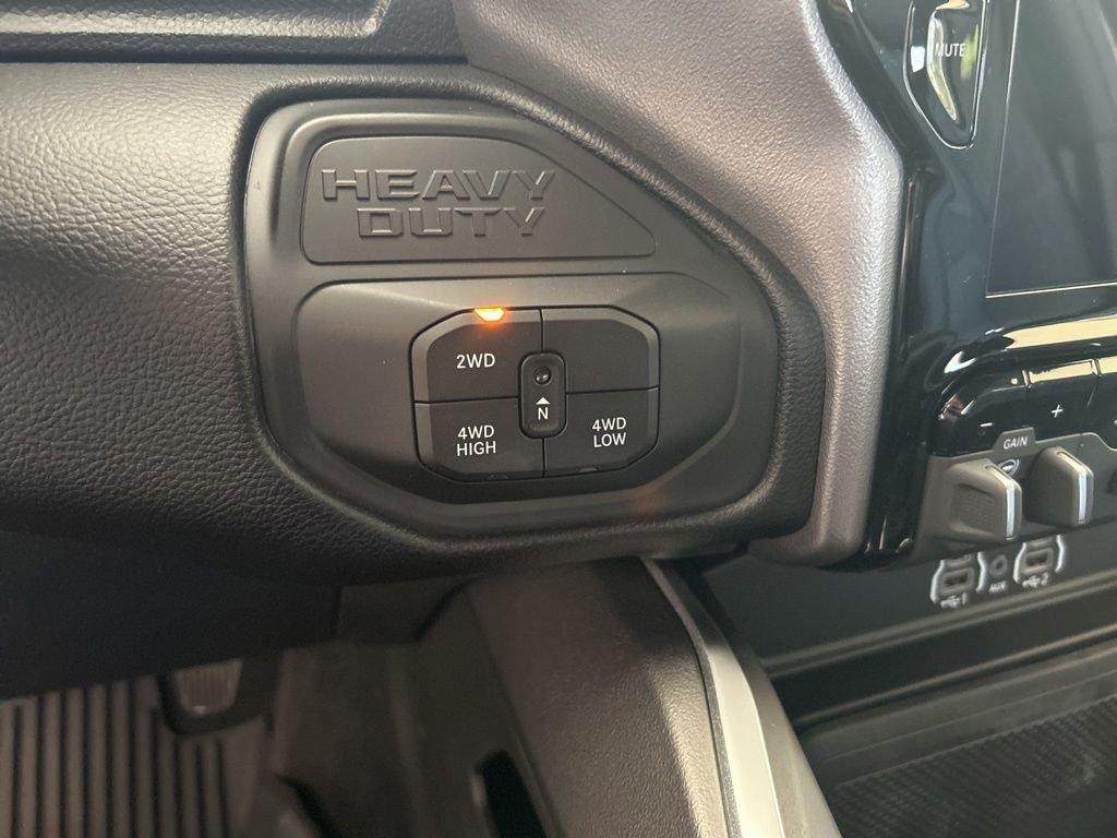 Ram 2500 Big Horn - Thumbnail 9