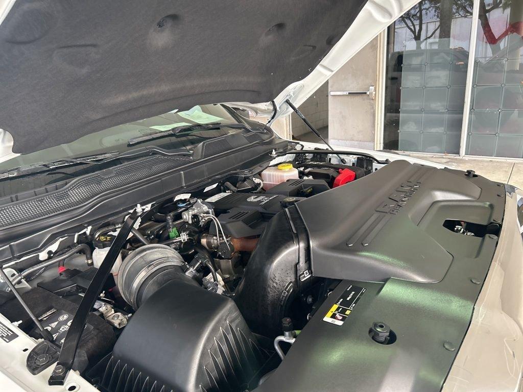 Ram 3500 Tradesman - Thumbnail 12