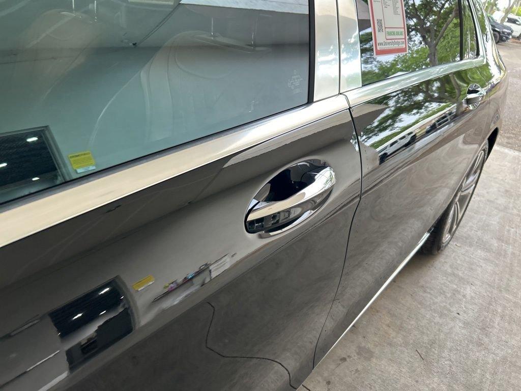 Mercedes-Benz Maybach S 550 - Thumbnail 16