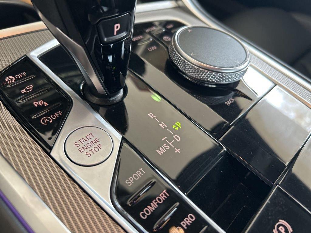 Bmw 8 Series 840I - Thumbnail 9