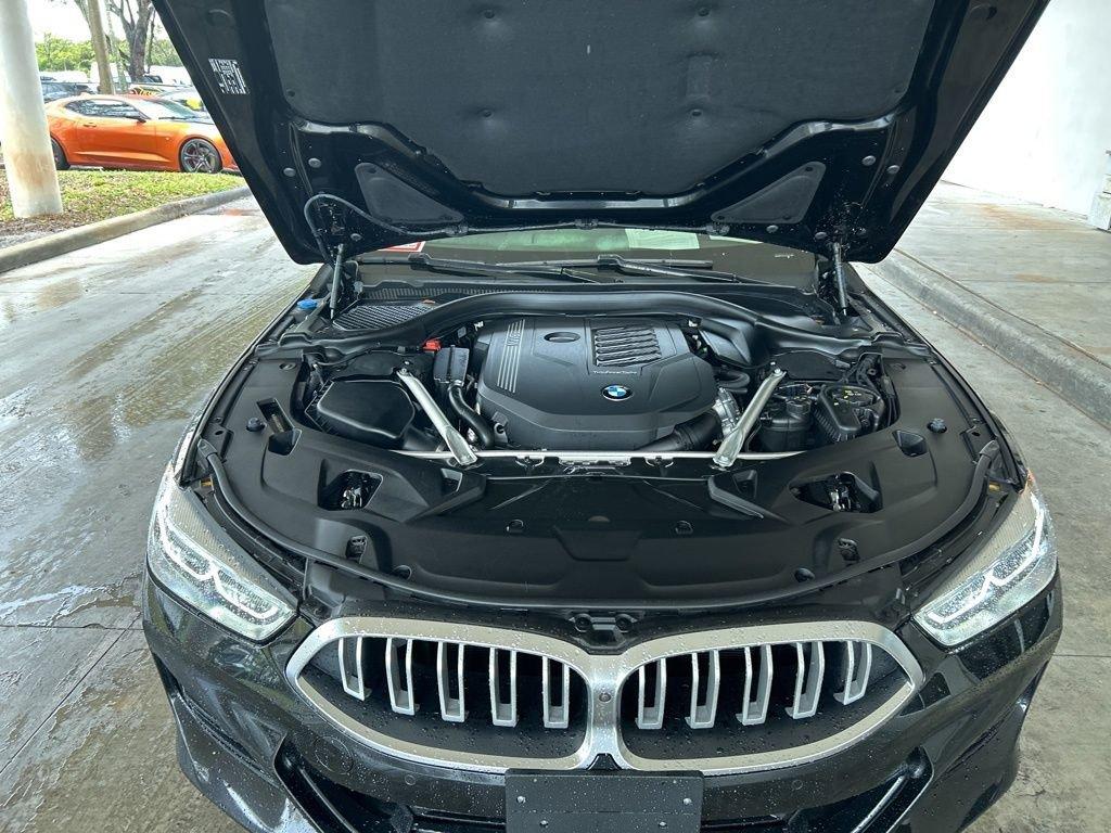 Bmw 8 Series 840I - Thumbnail 12