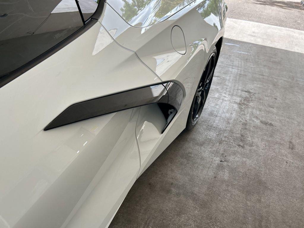 Chevrolet Corvette Stingray - Thumbnail 18