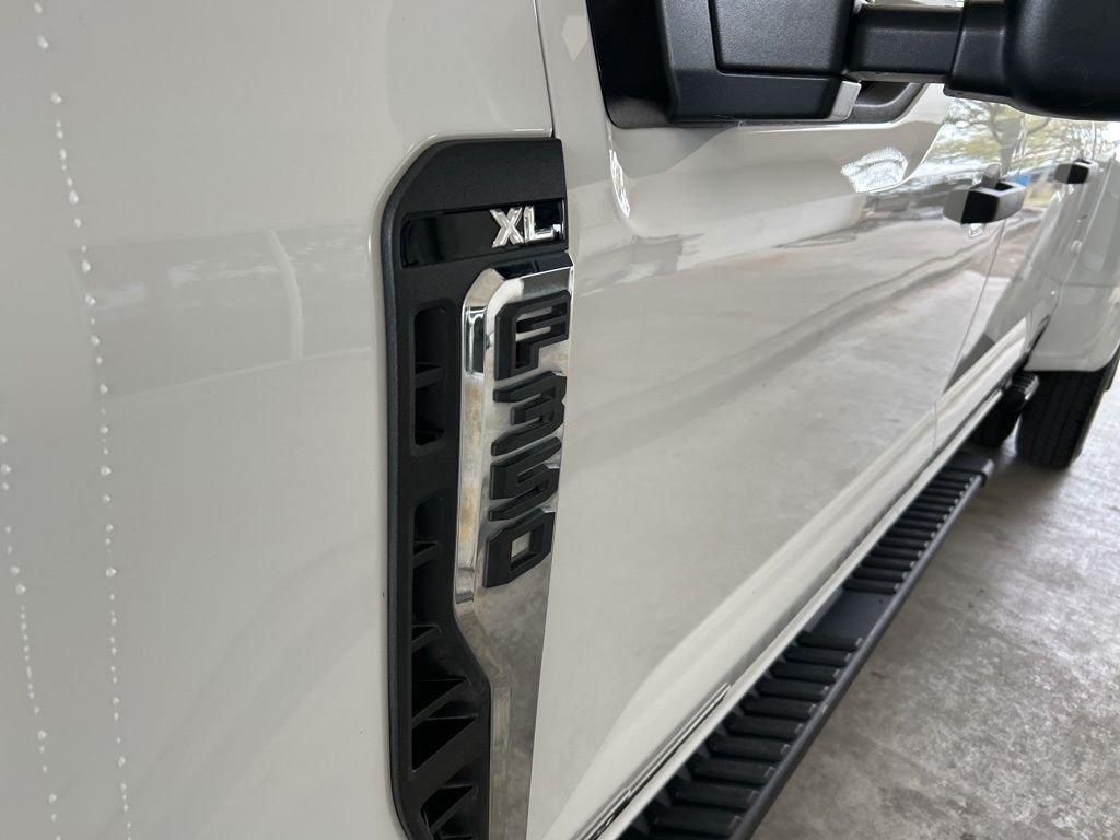 Ford F-350Sd Xl - Thumbnail 13