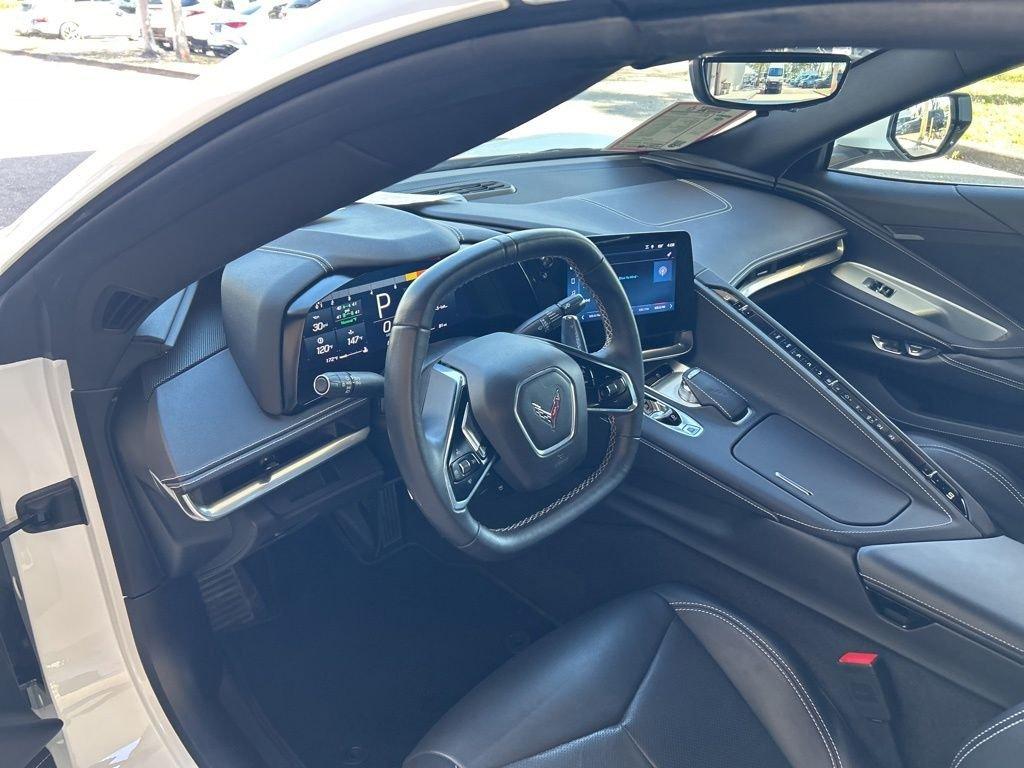 Chevrolet Corvette Stingray - Thumbnail 6