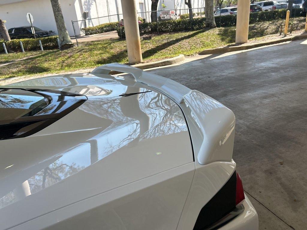 Chevrolet Corvette Stingray - Thumbnail 17