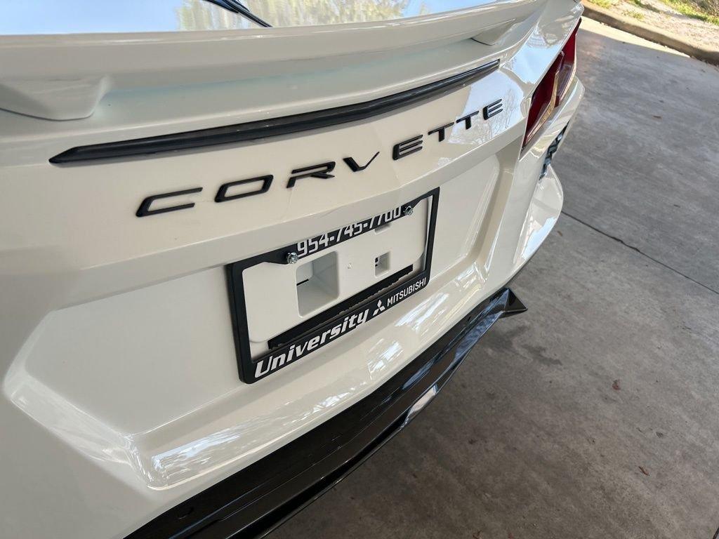 Chevrolet Corvette Stingray - Thumbnail 18