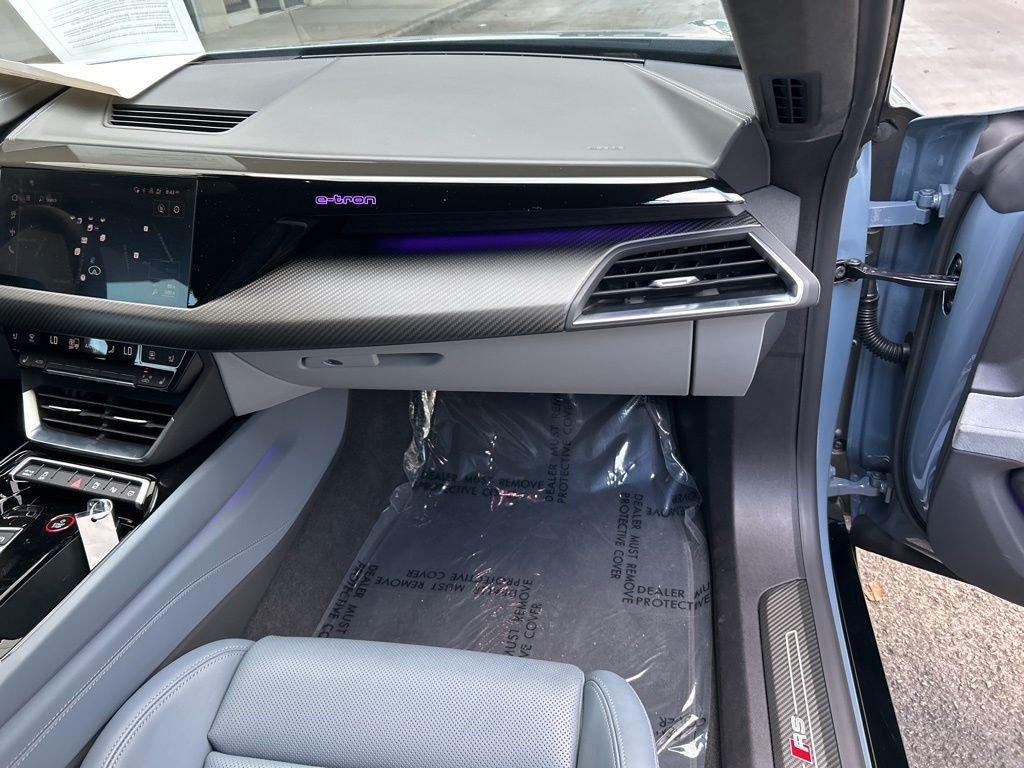 Audi Rs E-Tron Gt - Thumbnail 19