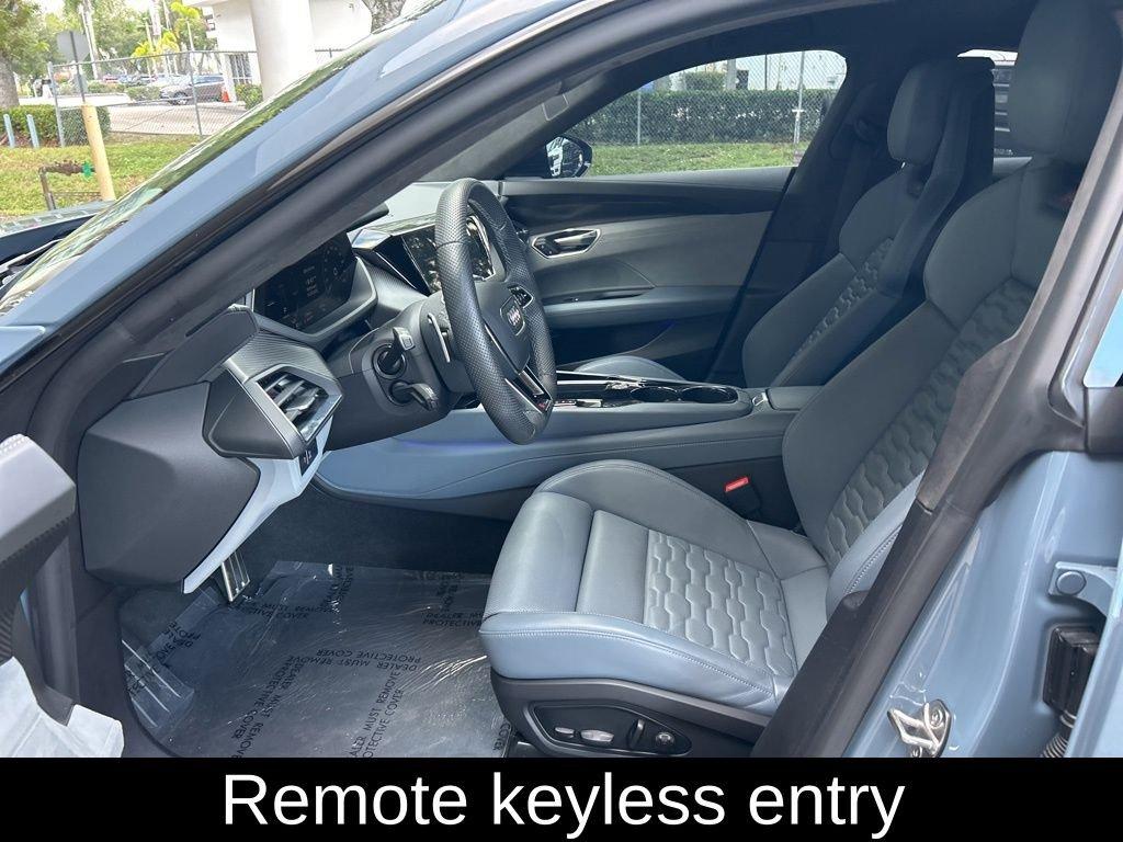 Audi Rs E-Tron Gt - Thumbnail 5