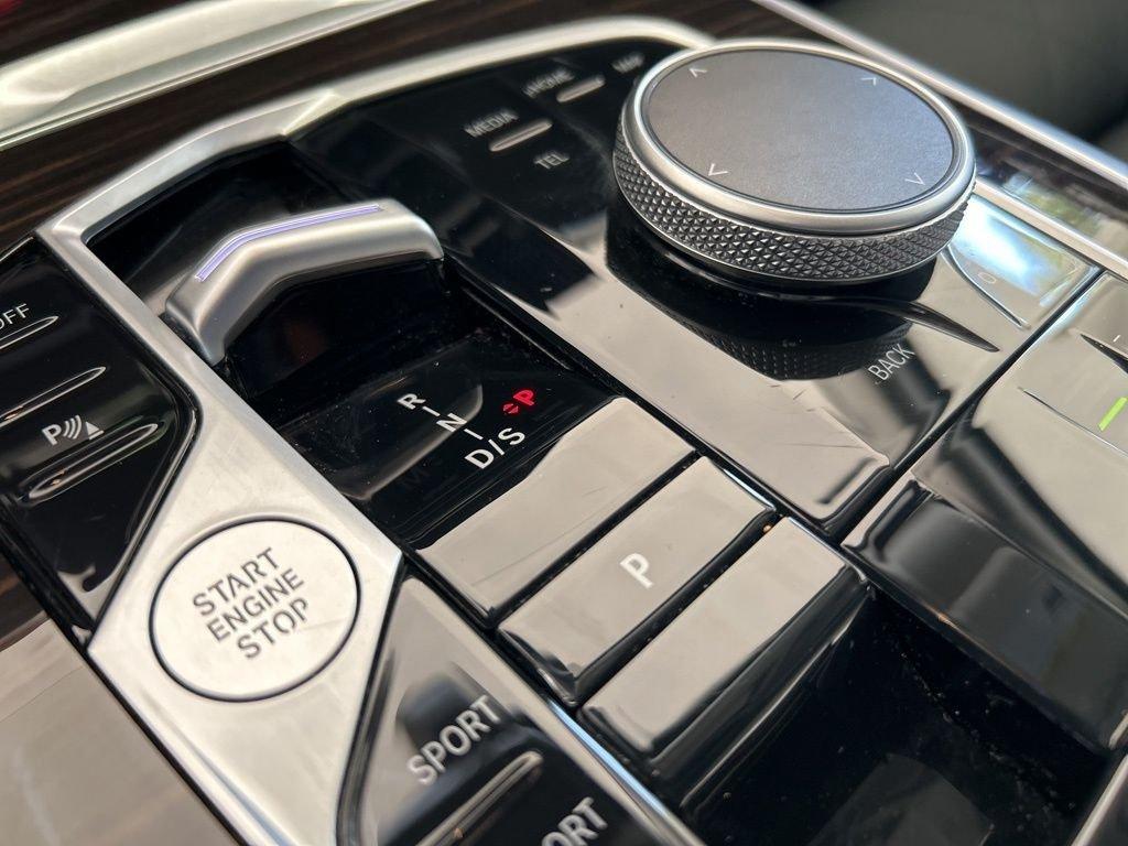 Bmw X7 Xdrive40I - Thumbnail 8